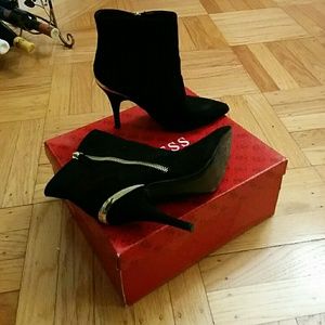 Guess high heel black booties